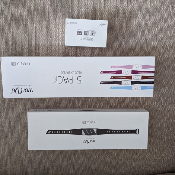 World Helo Fitness Tracker - Picture 3 of 4